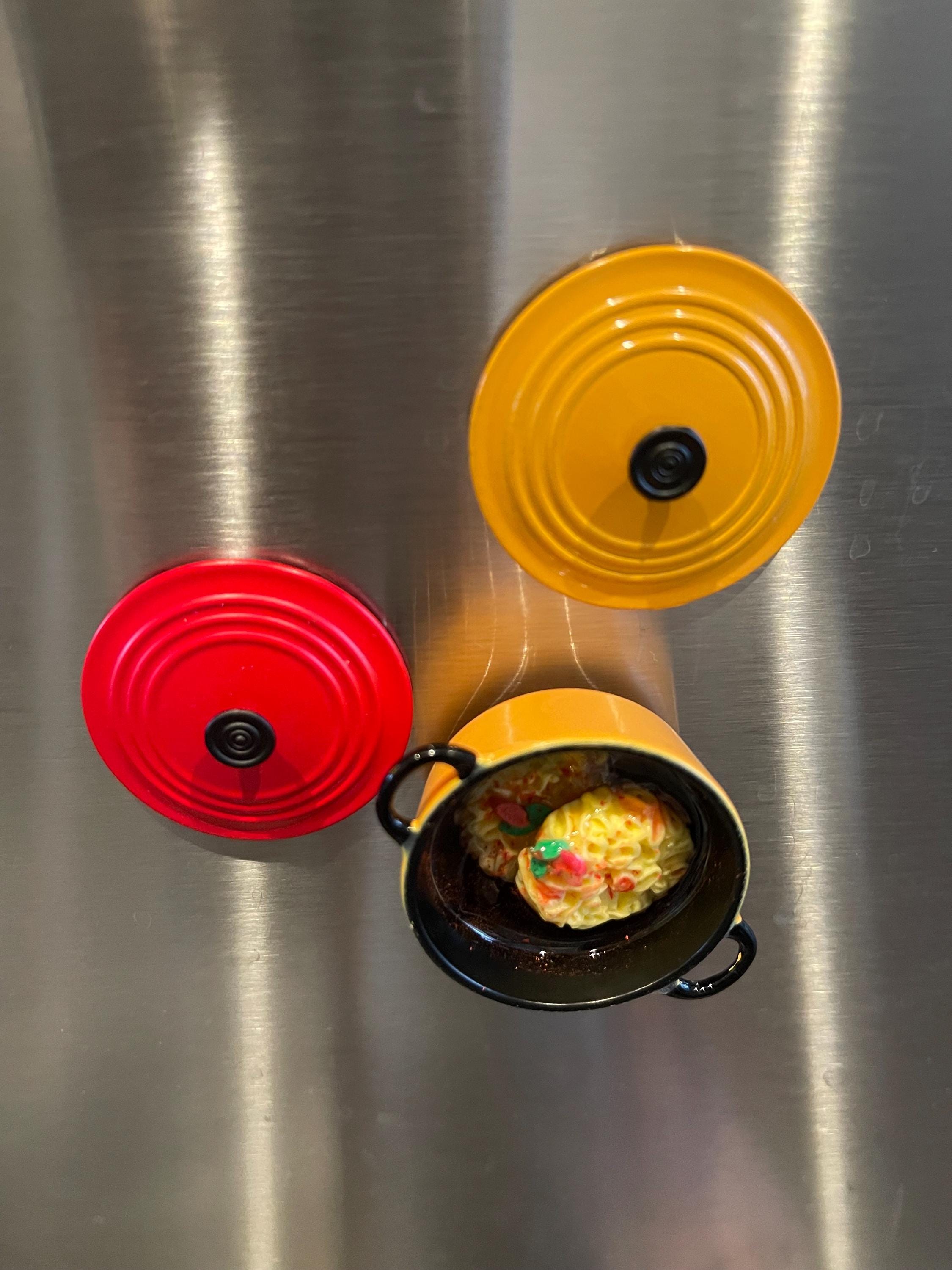 Korean Pot Ramen miniature art Magnet: K-Food Fridge Magnets Red pot or Yellow pot